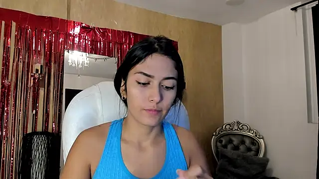 Snapshot of your_khloe chatting on 01-10-25, 12:47 your khloe online show from 01-10-25, 12:47