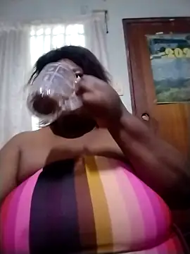 MATUREBUSSTY online show from 10-30-25, 04:30