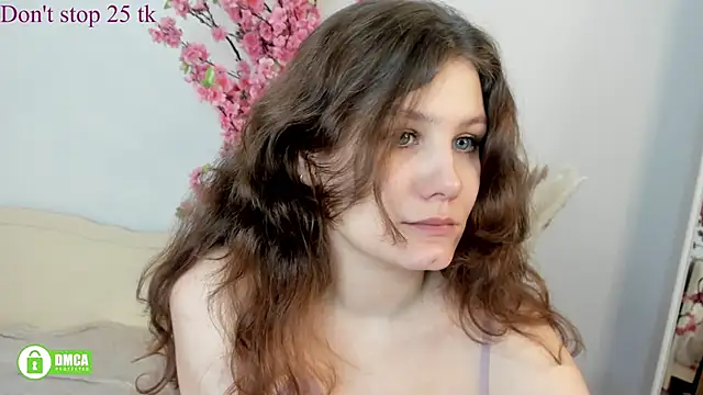 Snapshot of Charlotte_wow chatting on 01-25-25, 06:46 Charlotte wow online show from 01-25-25, 06:46