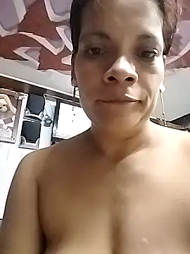 Snapshot of EscortRegina3535 chatting on 09-30-25, 08:52 EscortRegina3535 online show from 09-30-25, 08:52