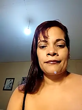 Snapshot of EscortRegina3535 chatting on 10-14-25, 06:47 EscortRegina3535 online show from 10-14-25, 06:47