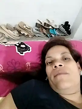 Snapshot of EscortRegina3535 chatting on 11-30-25, 06:06 EscortRegina3535 online show from 11-30-25, 06:06