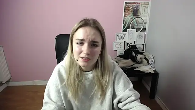 Snapshot of viktoria_lovely chatting on 01-31-25, 11:03 viktoria lovely online show from 01-31-25, 11:03