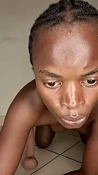 Snapshot of Perqueen chatting on 10-28-25, 08:44 Perqueen online show from 10-28-25, 08:44