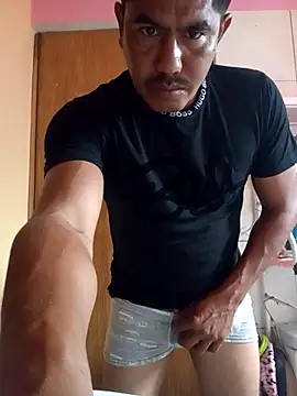 negro15cm17 online show from 10-05-25, 05:22