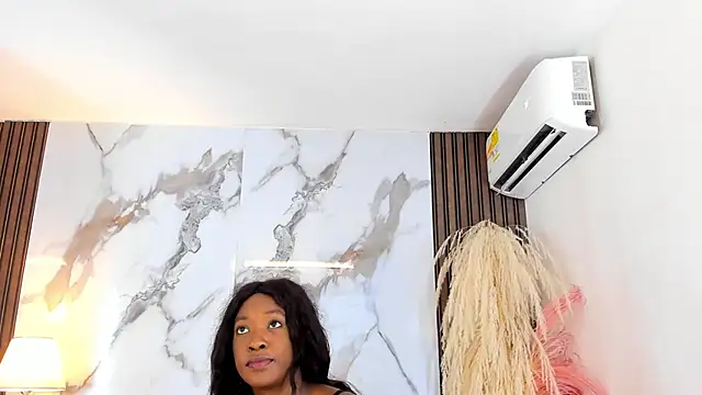 Snapshot of aidaadams chatting on 02-13-25, 11:50 aidaadams online show from 02-13-25, 11:50