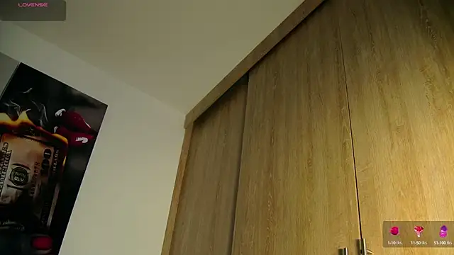 Snapshot of aidaadams chatting on 09-21-25, 09:44 aidaadams online show from 09-21-25, 09:44