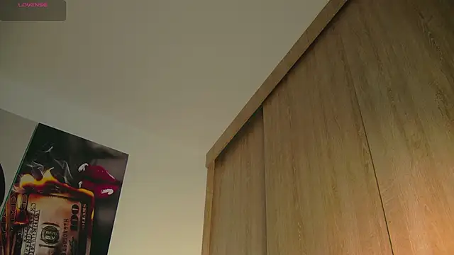 Snapshot of aidaadams chatting on 09-24-25, 10:51 aidaadams online show from 09-24-25, 10:51