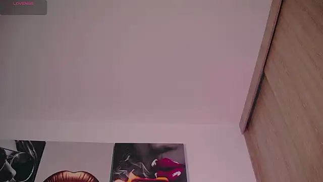 Snapshot of aidaadams chatting on 09-26-25, 11:14 aidaadams online show from 09-26-25, 11:14