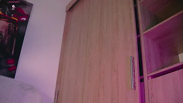 Snapshot of aidaadams chatting on 09-29-25, 11:26 aidaadams online show from 09-29-25, 11:26