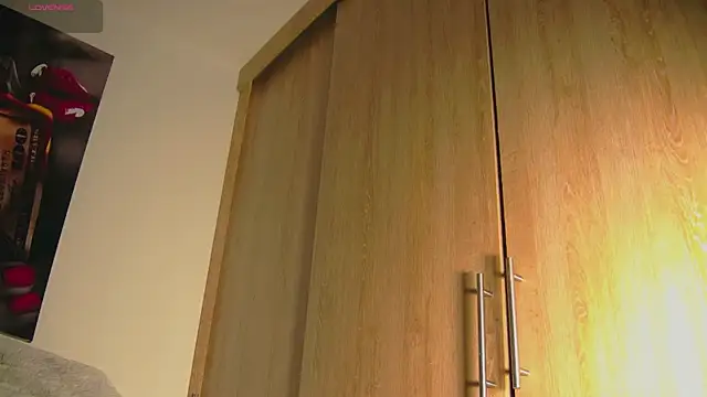 Snapshot of aidaadams chatting on 09-30-25, 10:31 aidaadams online show from 09-30-25, 10:31