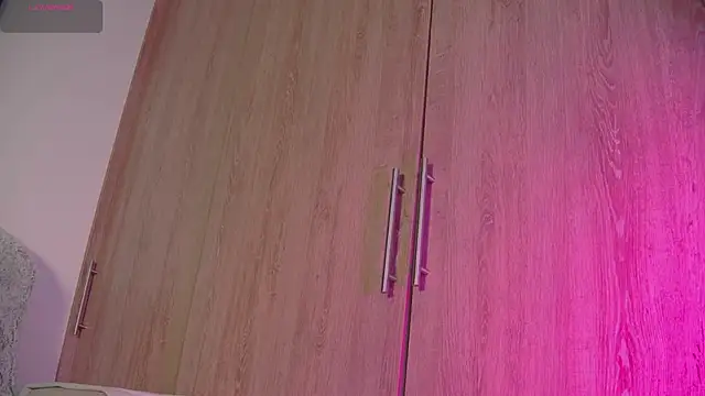 Snapshot of aidaadams chatting on 10-14-25, 11:22 aidaadams online show from 10-14-25, 11:22