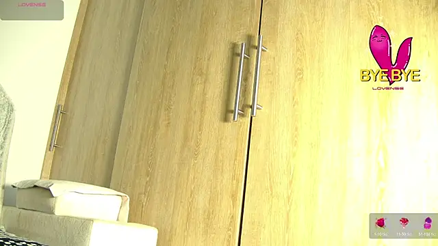 Snapshot of aidaadams chatting on 11-15-25, 12:13 aidaadams online show from 11-15-25, 12:13