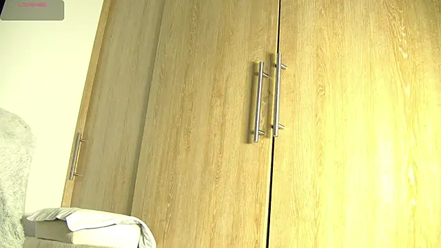 Snapshot of aidaadams chatting on 11-20-25, 11:21 aidaadams online show from 11-20-25, 11:21