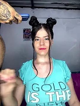 Snapshot of Hotnightsexxx chatting on 12-04-24, 10:19 Hotnightsexxx online show from 12-04-24, 10:19