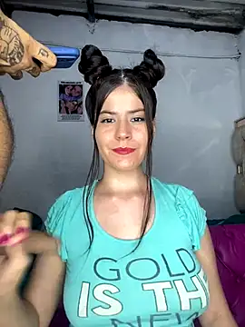 Snapshot of Hotnightsexxx chatting on 12-05-24, 03:37 Hotnightsexxx online show from 12-05-24, 03:37