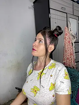 Snapshot of Hotnightsexxx chatting on 01-10-25, 10:57 Hotnightsexxx online show from 01-10-25, 10:57