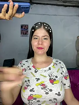 Snapshot of Hotnightsexxx chatting on 01-31-25, 10:52 Hotnightsexxx online show from 01-31-25, 10:52