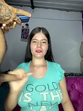 Snapshot of Hotnightsexxx chatting on 03-16-25, 03:04 Hotnightsexxx online show from 03-16-25, 03:04