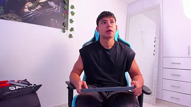 Bray Kevin online show from 12-15-24, 03:31