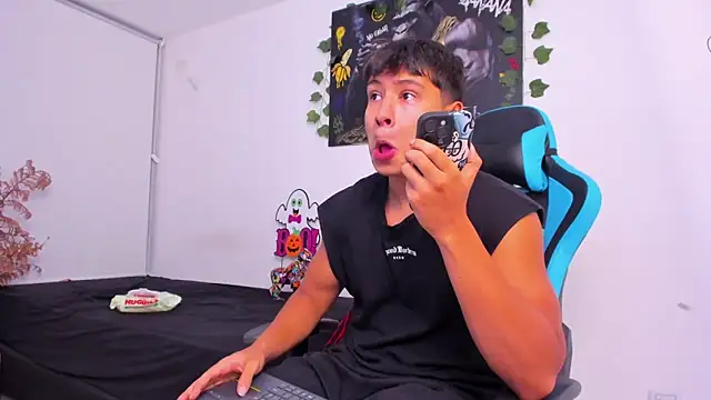 Bray Kevin online show from 12-18-24, 01:48