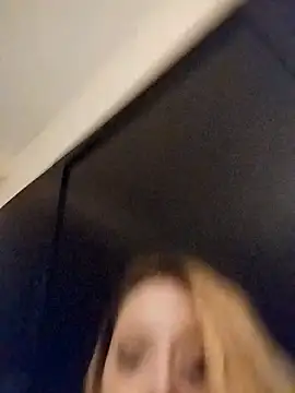 Blueeyesoulsnatcher online show from 10-30-25, 07:54