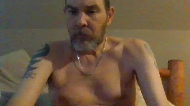 Snapshot of sdmsilver1983 chatting on 11-13-25, 03:22 sdmsilver1983 online show from 11-13-25, 03:22