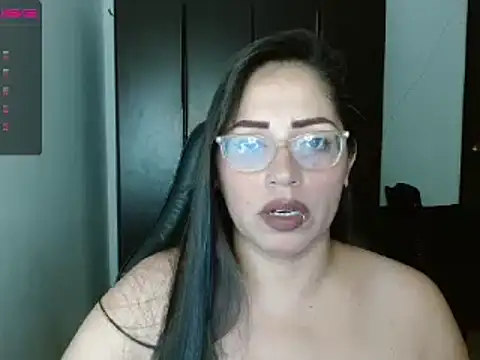 natashasmithe online show from 01-30-25, 01:55