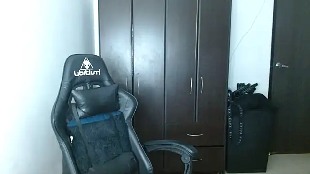 natashasmithe online show from 02-11-25, 06:44