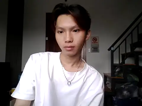 Snapshot of ChenJiaHui2004 chatting on 10-07-25, 05:48 ChenJiaHui2004 online show from 10-07-25, 05:48