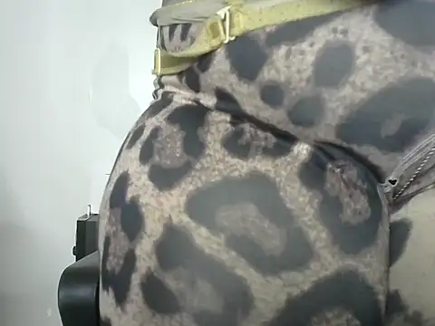 Brown sexy online show from 02-13-25, 07:03