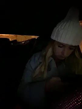 StasyWood online show from 12-30-24, 12:54