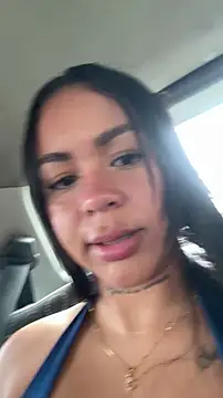 Snapshot of IsabelaVanegas_ chatting on 11-28-25, 04:53 IsabelaVanegas online show from 11-28-25, 04:53