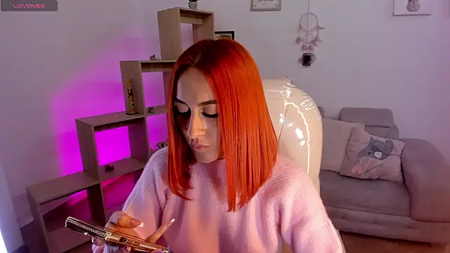 Snapshot of Tiarha chatting on 02-06-25, 05:14 Tiarha online show from 02-06-25, 05:14