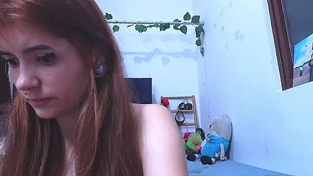 Snapshot of AliciaBasch chatting on 03-07-25, 01:20 AliciaBasch online show from 03-07-25, 01:20