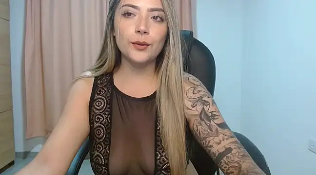 Snapshot of _sweet_rachel chatting on 03-23-25, 01:53 sweet rachel online show from 03-23-25, 01:53