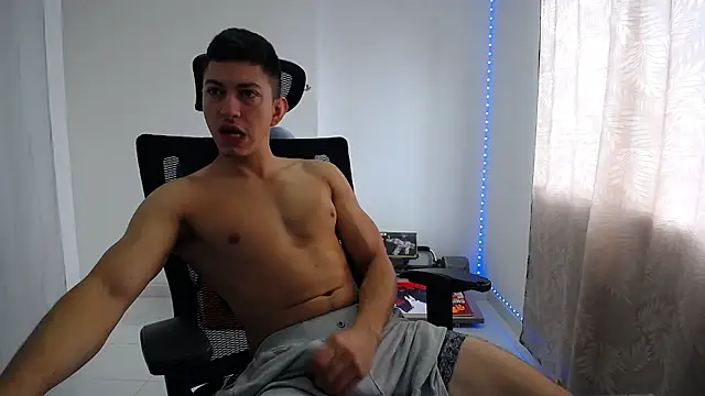 Iam yourbabyprincess XD online show from 12-07-24, 05:31