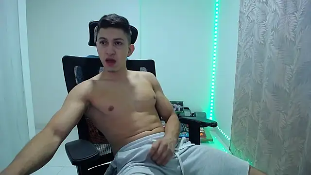 Iam yourbabyprincess XD online show from 12-13-24, 07:36