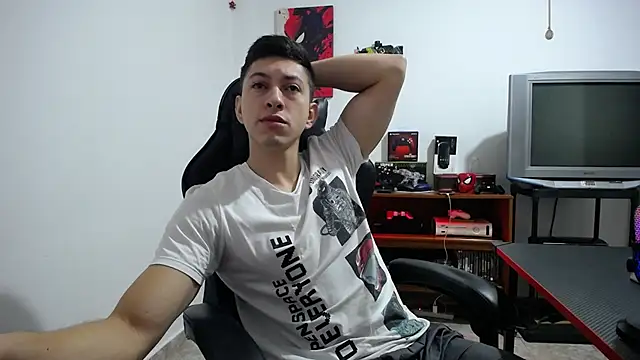 Iam yourbabyprincess XD online show from 10-10-25, 05:28