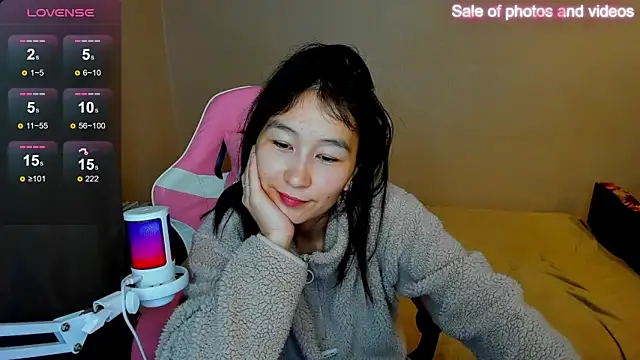 SaraXray online show from 09-08-25, 03:44