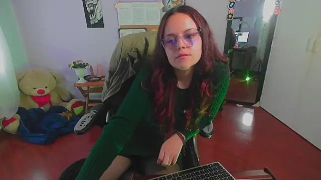 Scarletleon77 online show from 03-17-25, 09:34