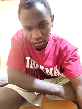 Snapshot of Sexy-prince chatting on 02-19-25, 10:23 Sexy-prince online show from 02-19-25, 10:23