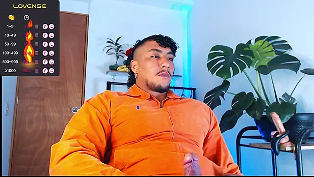 yosoy enzo2020 online show from 12-31-24, 03:55