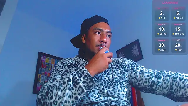 yosoy enzo2020 online show from 06-12-26, 04:22