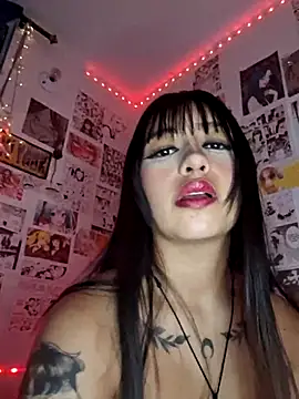 Snapshot of Hot_sophie_ chatting on 03-08-25, 11:28 Hot sophie  online show from 03-08-25, 11:28