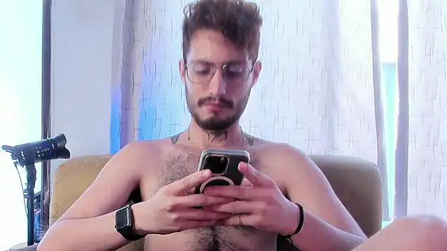 axel giracr online show from 02-08-25, 06:55