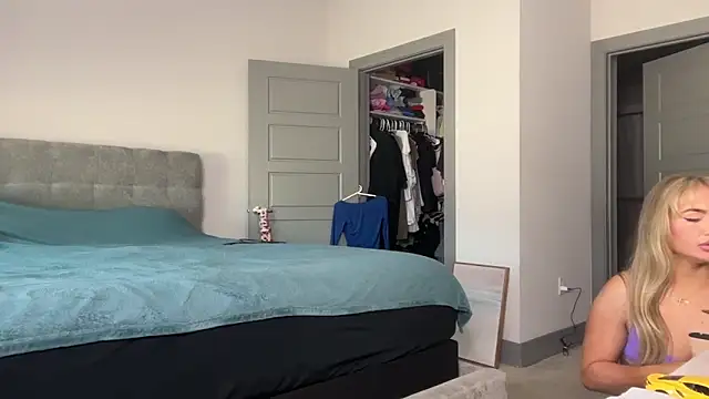 ElenaErickson online show from 02-25-25, 12:03