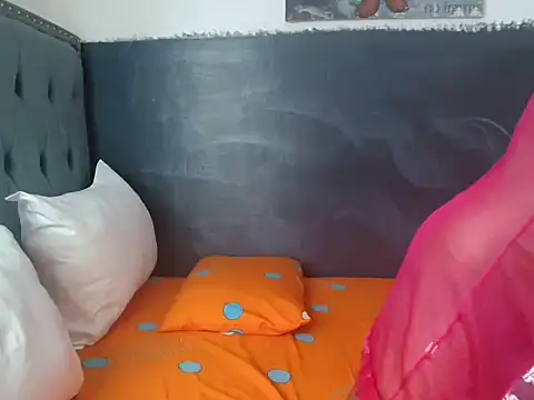 Snapshot of FaeMDom2 chatting on 03-03-26, 08:53 FaeMDom2 online show from 03-03-26, 08:53