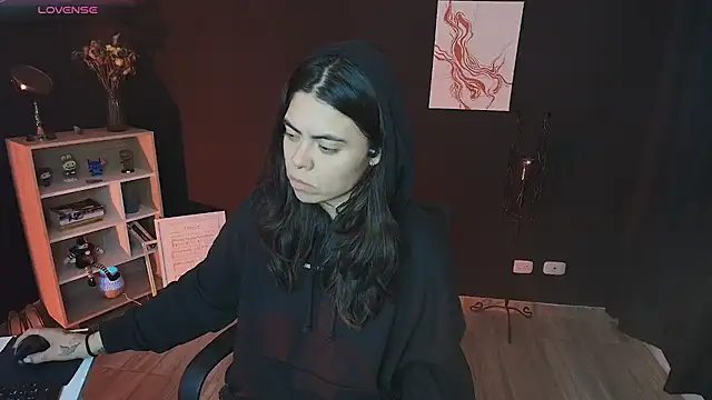  WednesdayFriday  online show from 02-05-25, 12:10