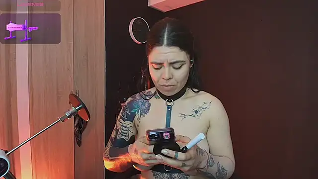  WednesdayFriday  online show from 09-25-25, 05:27